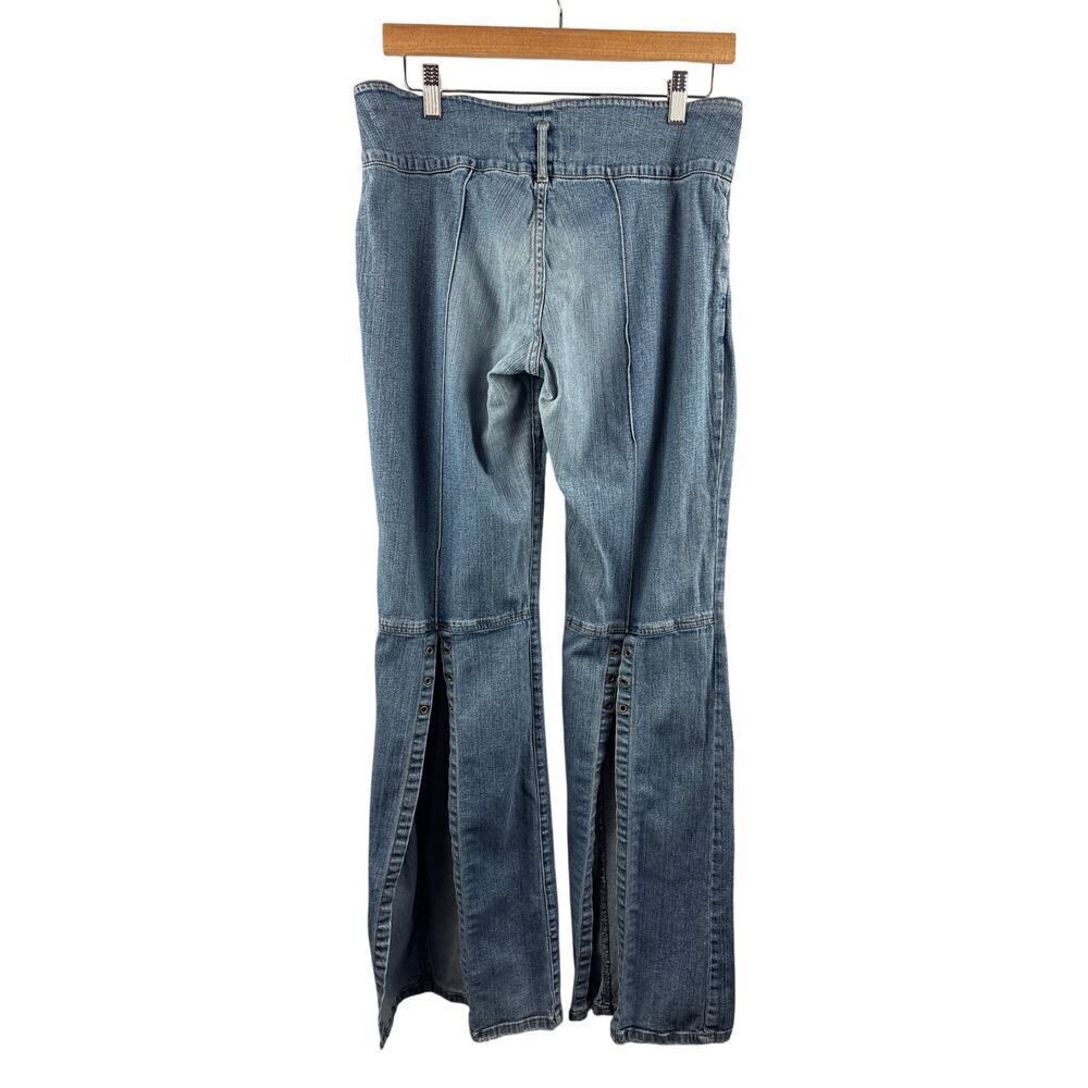 Women’s Hot Kiss Size 13 Light Wash Blue Wide Leg Jeans w/ Back Slits - Picture 3 of 5